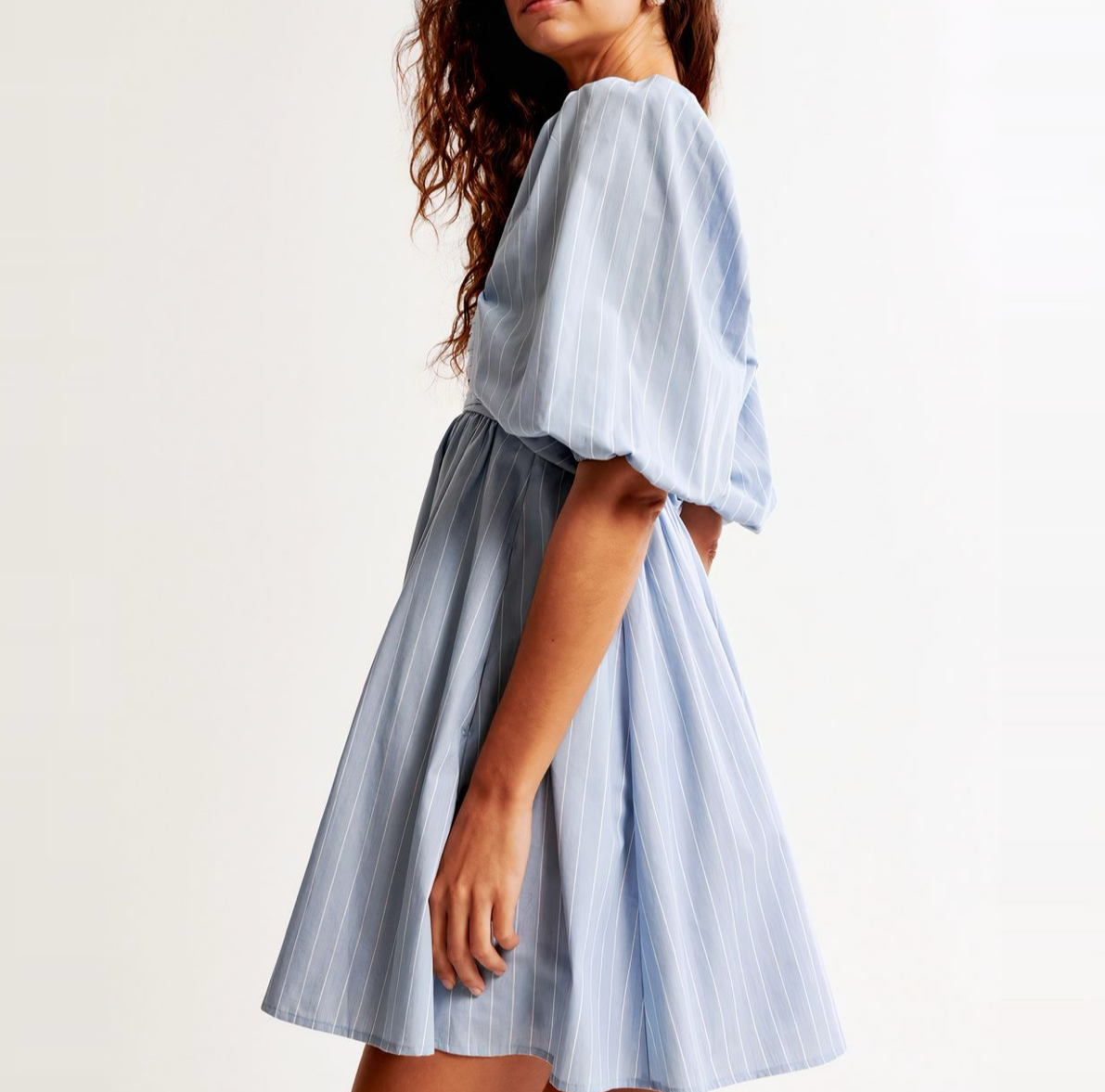 ABERCROMBIE vestido con mangas abullonadas