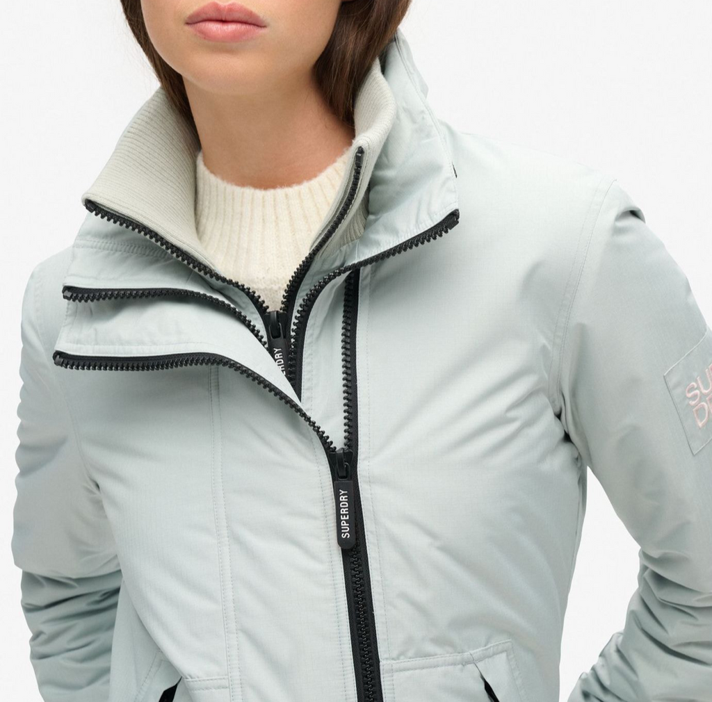SUPERDRY cazadora gris claro
